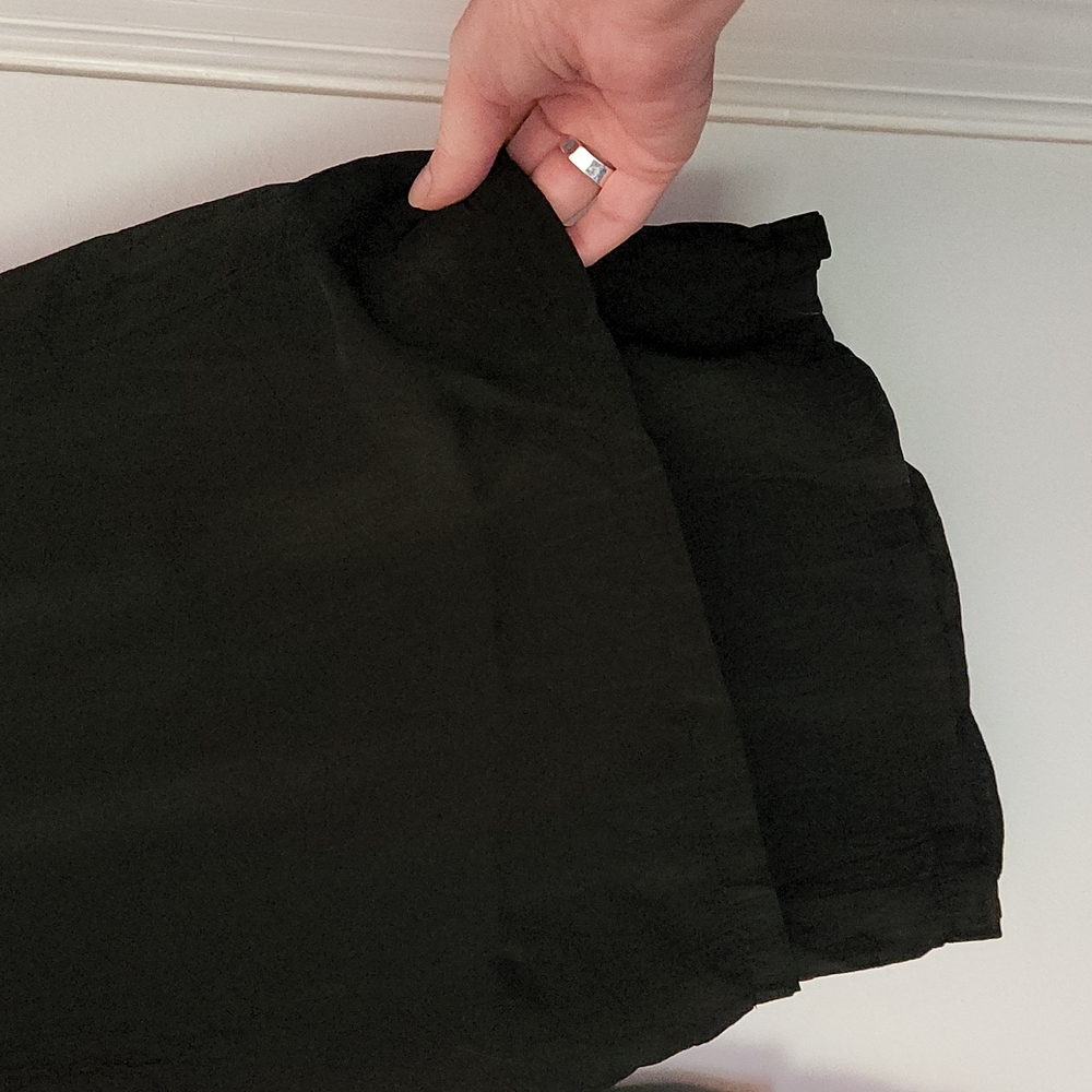 Cropped Double Layer Black Capris By Click - image 2